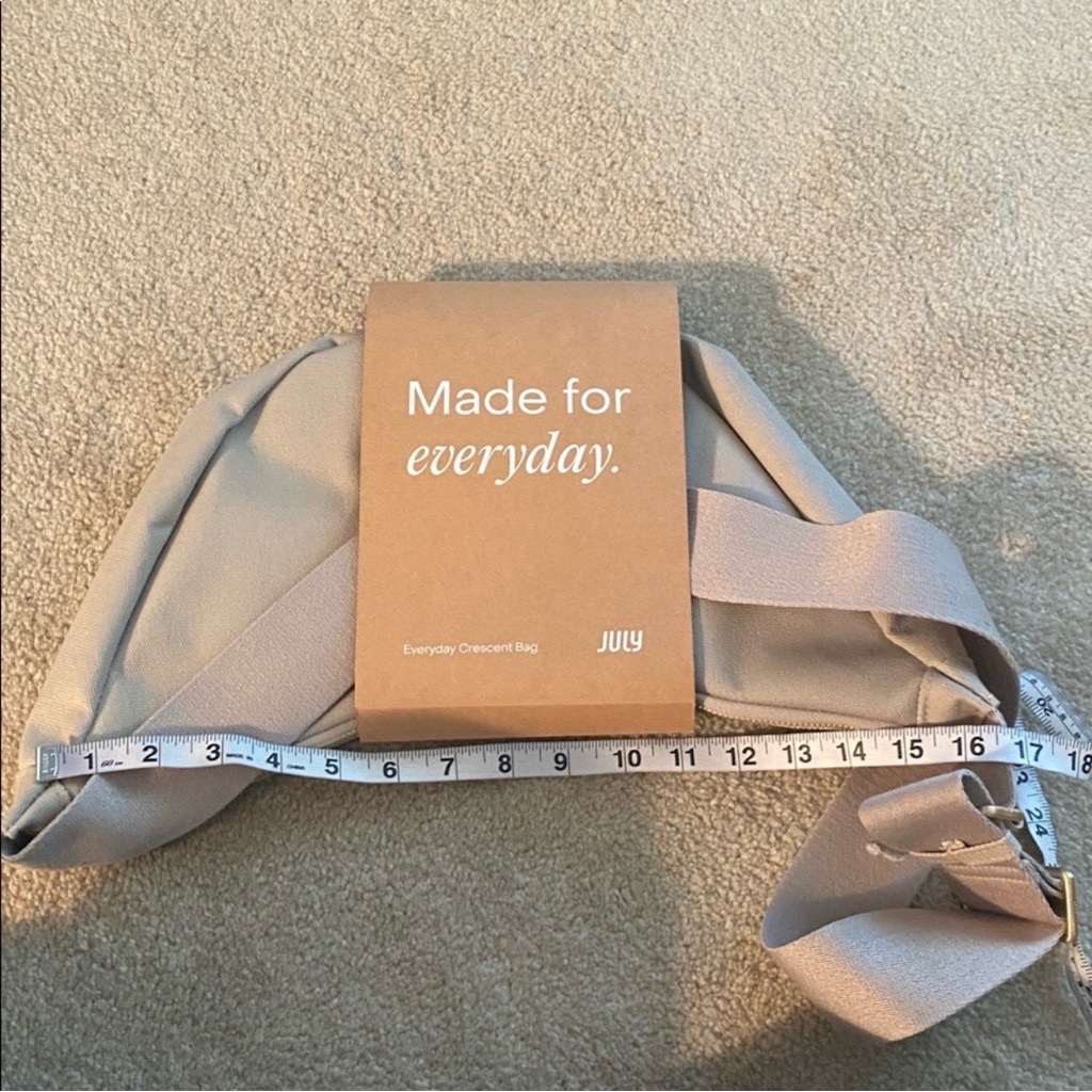 July Everyday Crescent Bag | Beige — image 6 of 8